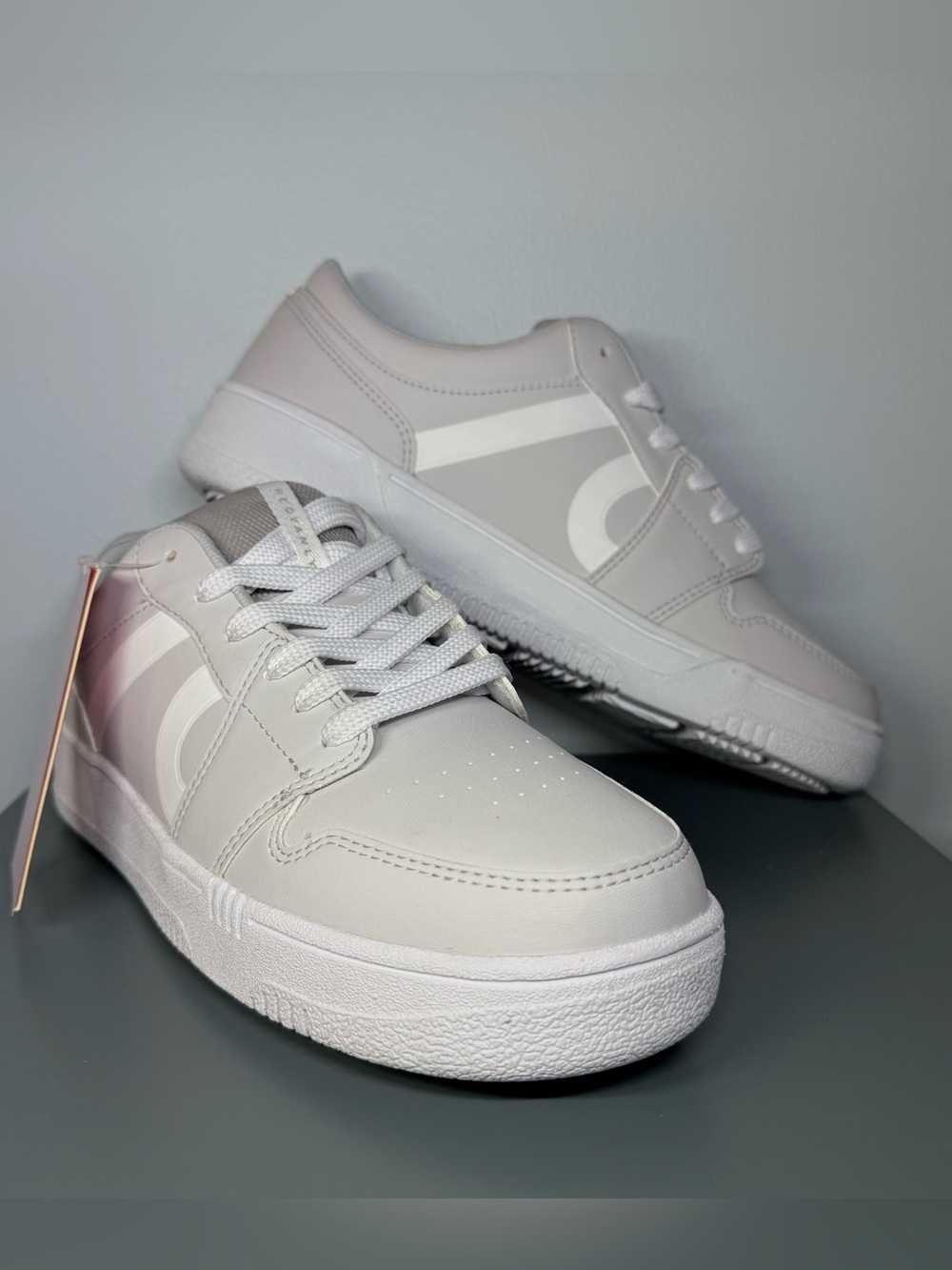 Redvanly Contender 2.0 Leather Sneakers NWOB